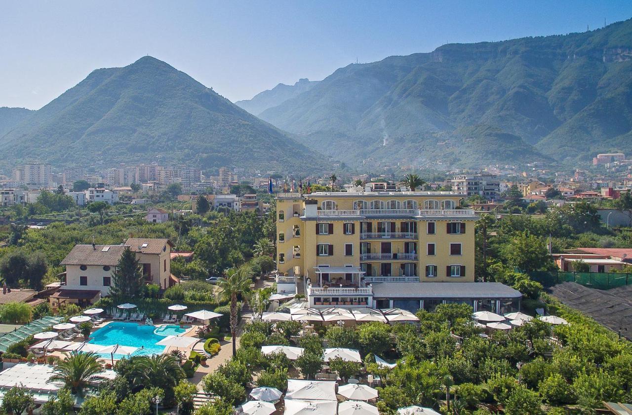 La Medusa Hotel - Dimora Di Charme Castellammare di Stabia Exterior foto