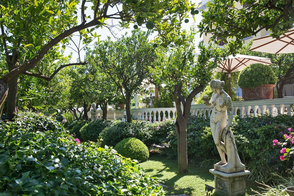 La Medusa Hotel - Dimora Di Charme Castellammare di Stabia Exterior foto